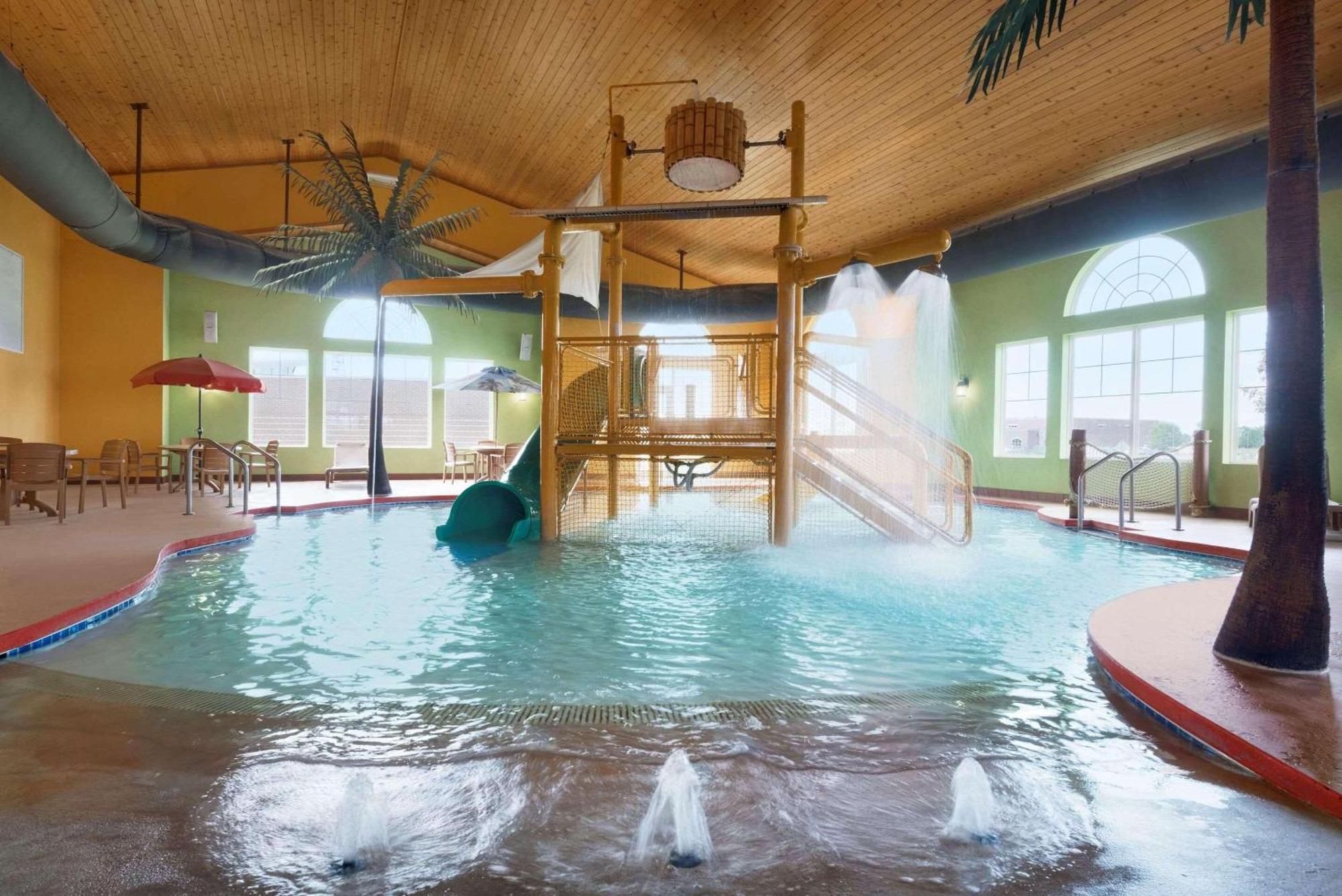 Country Inn & Suites By Radisson, Appleton North, Wi Little Chute Ngoại thất bức ảnh